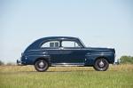 Ford Super DeLuxe 2-Door Sedan 1946 года